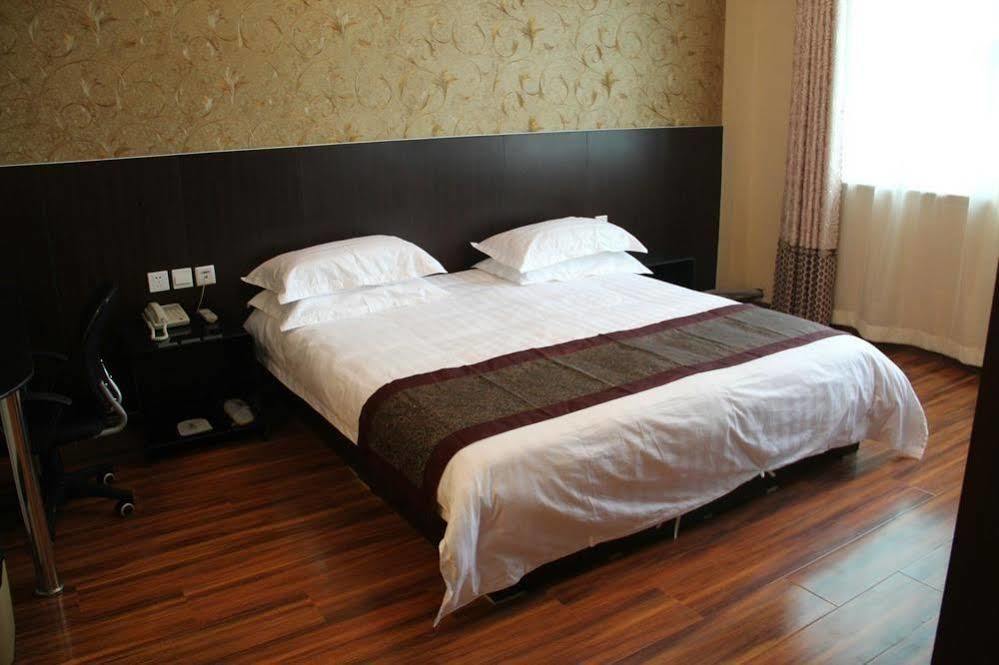 Super 8 Hotel Τζινάν Εξωτερικό φωτογραφία